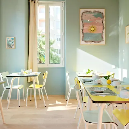 Lemon 2* Mentona